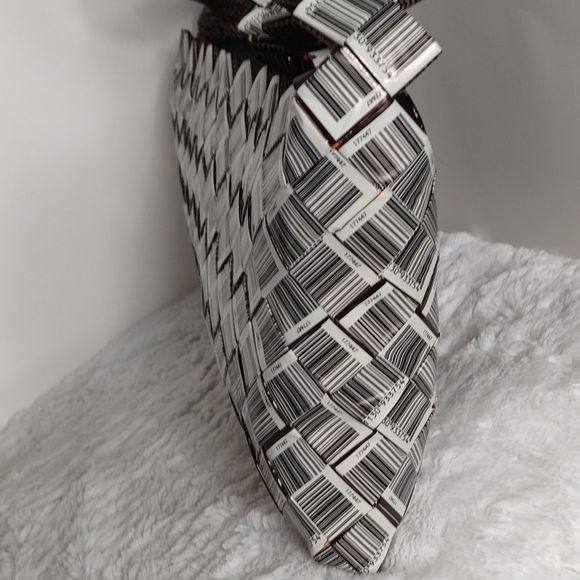 Candy Wrapper Purse - Picture 4 of 7